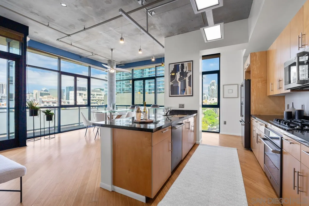 527 10th Ave Unit 503