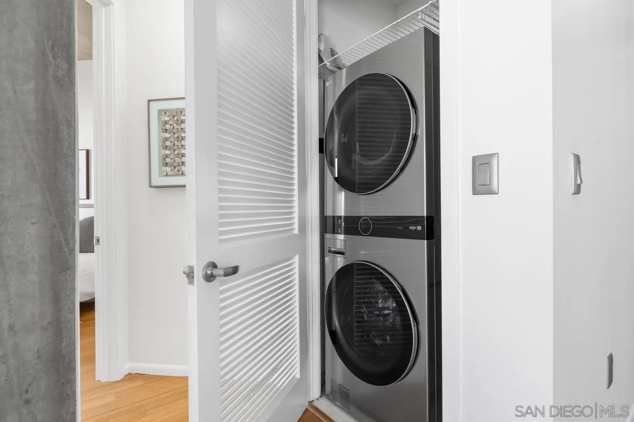 527 10th Ave Unit 503