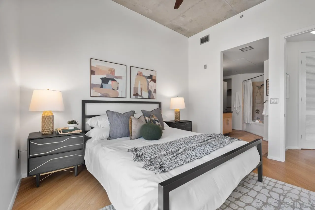 527 10th Ave Unit 503