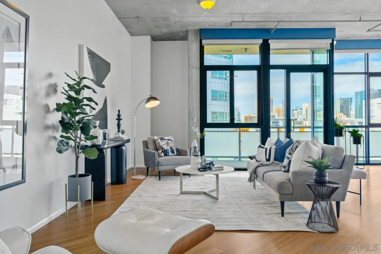 527 10th Ave Unit 503