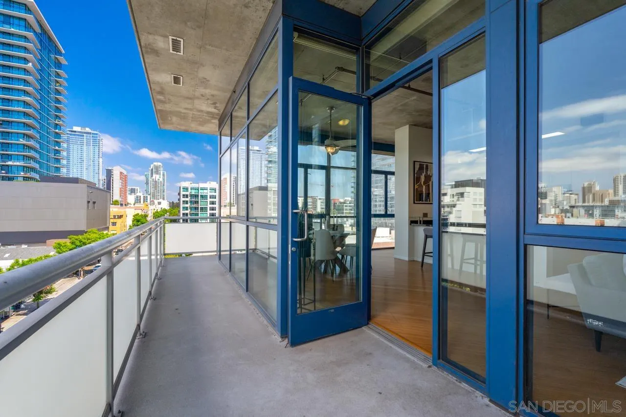 527 10th Ave Unit 503