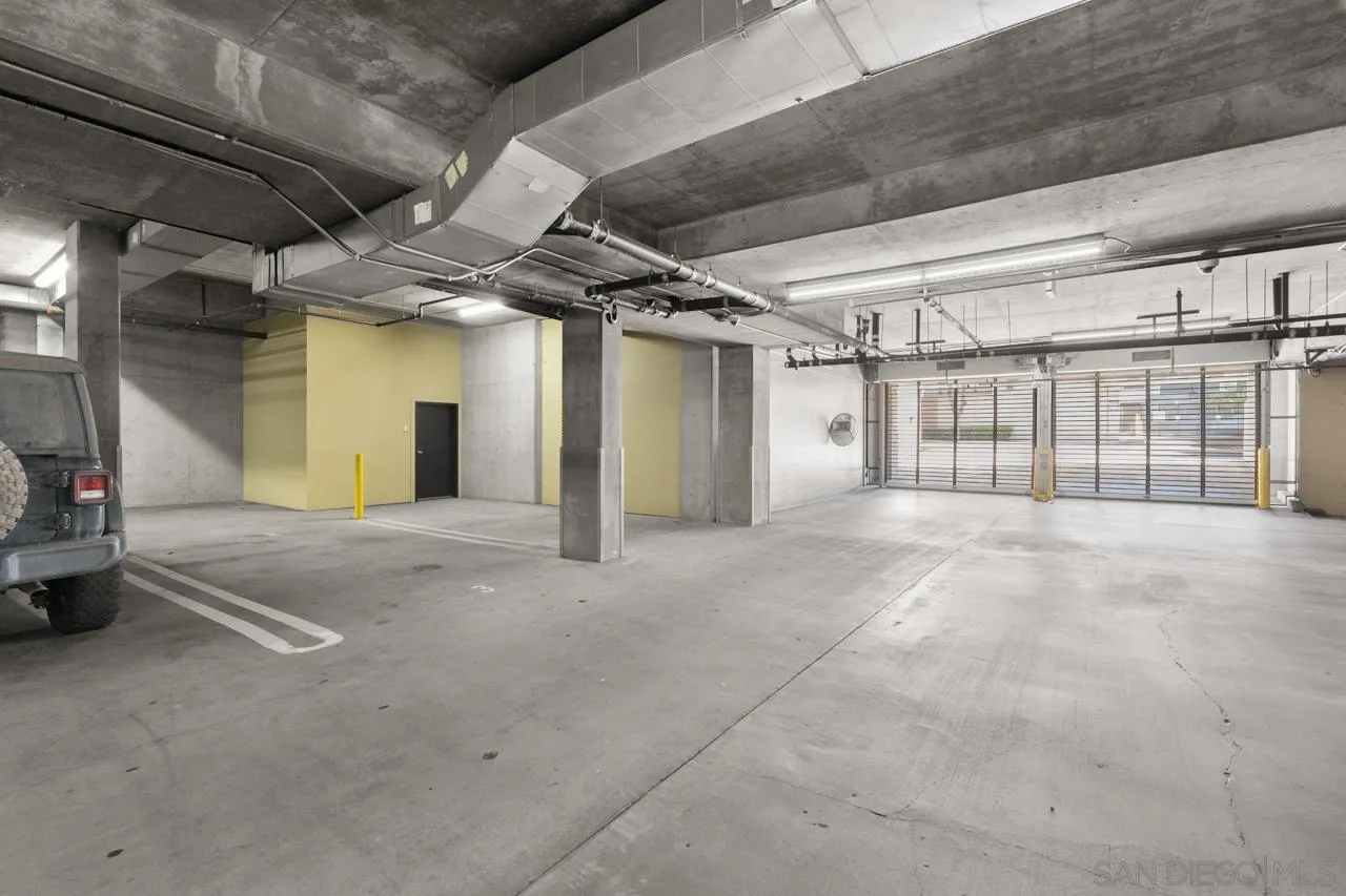 527 10th Ave Unit 503