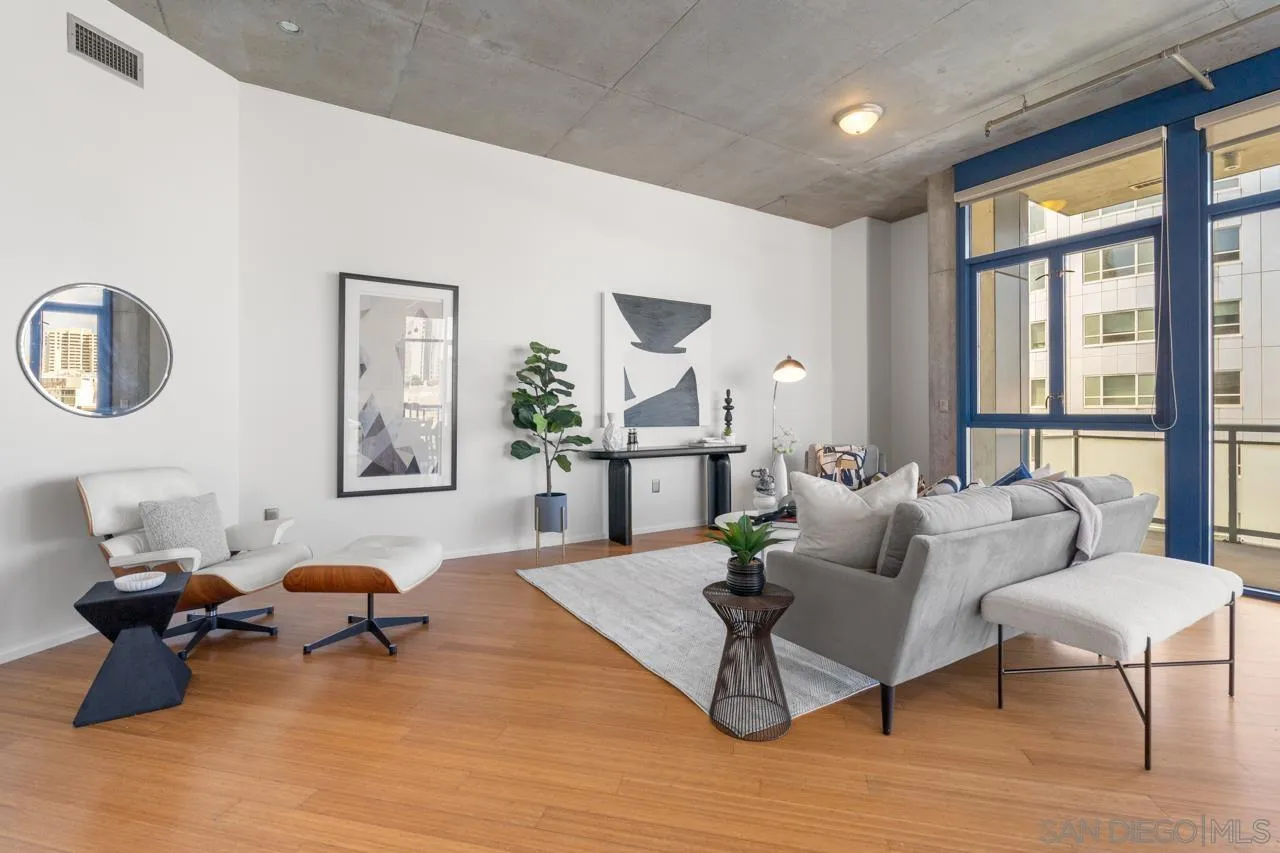 527 10th Ave Unit 503