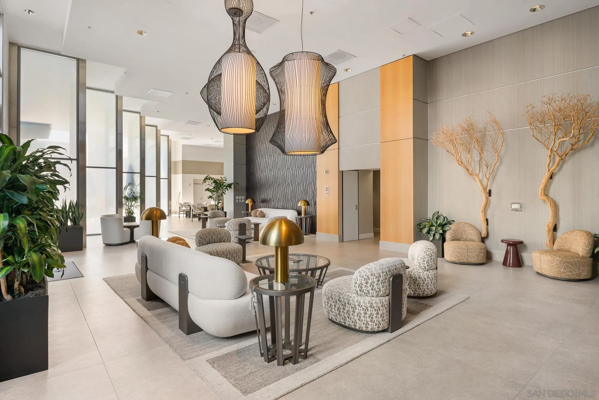 645 Front St Unit 606