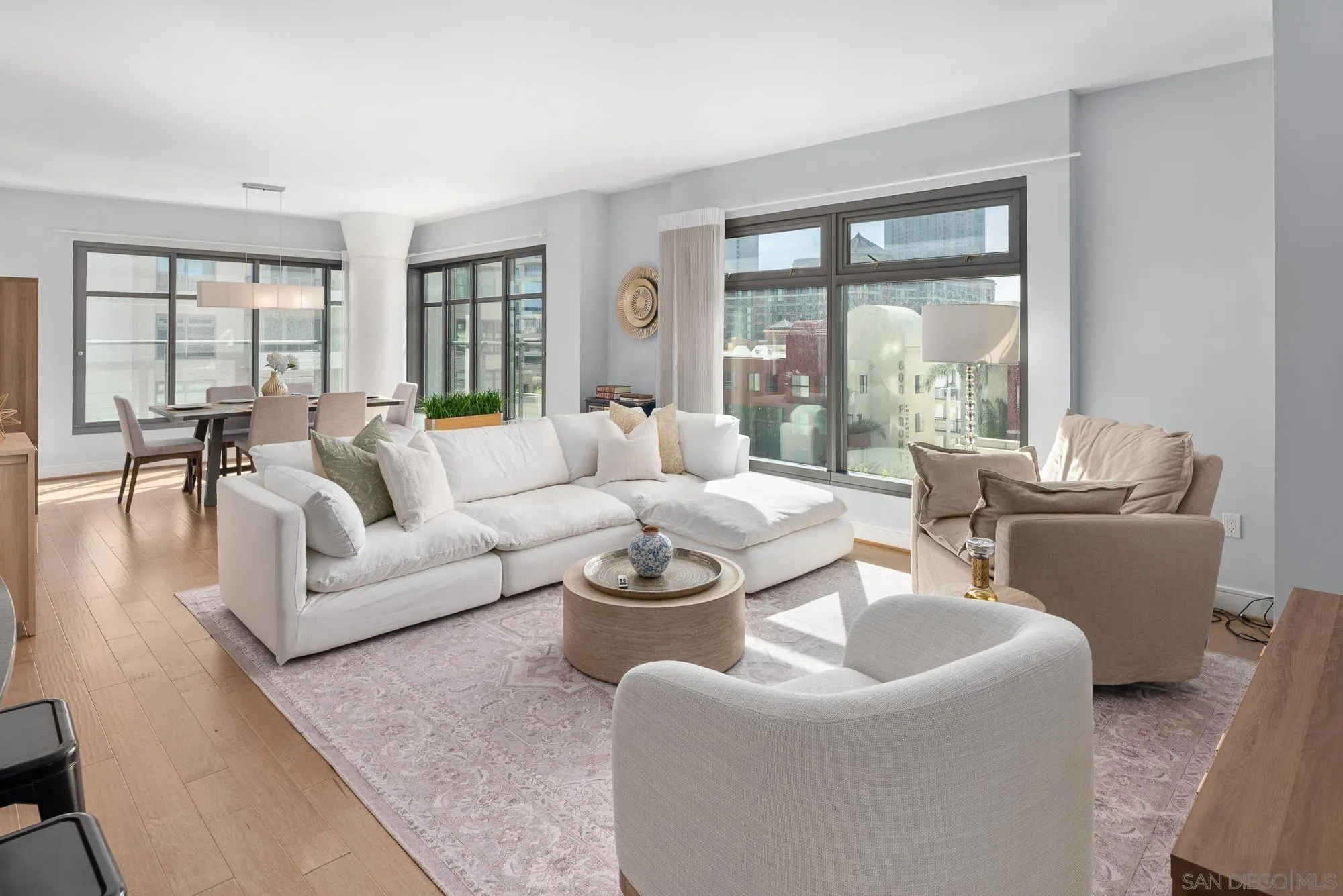 645 Front St Unit 606