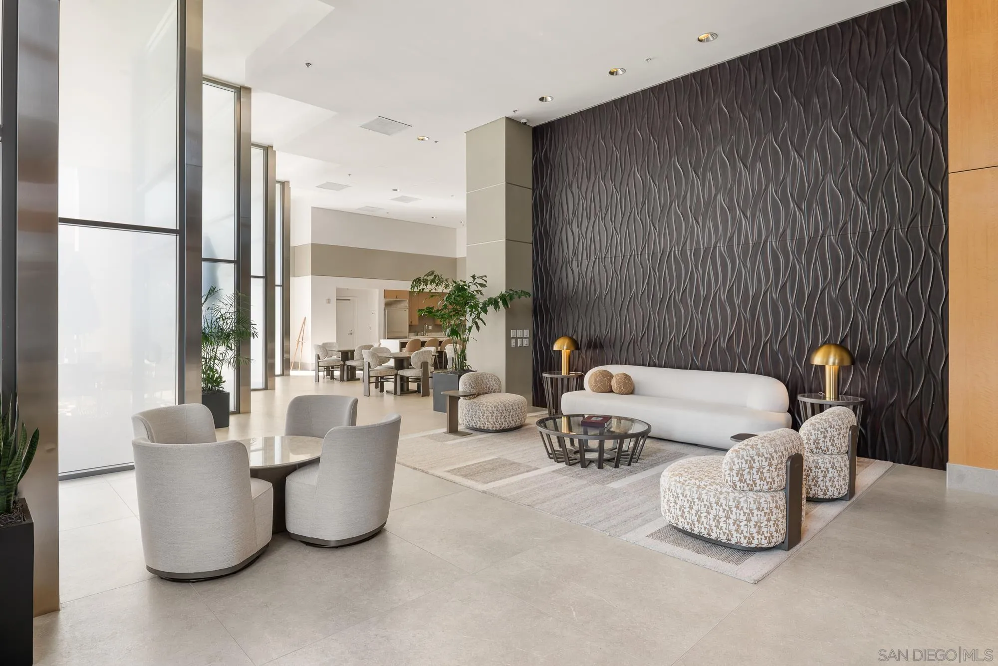 645 Front St Unit 606