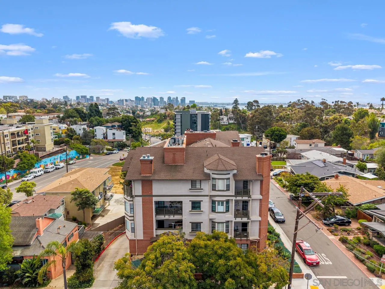 909 Sutter St Unit 105