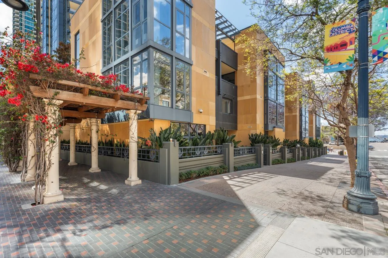 1325 Pacific Hwy Unit 110