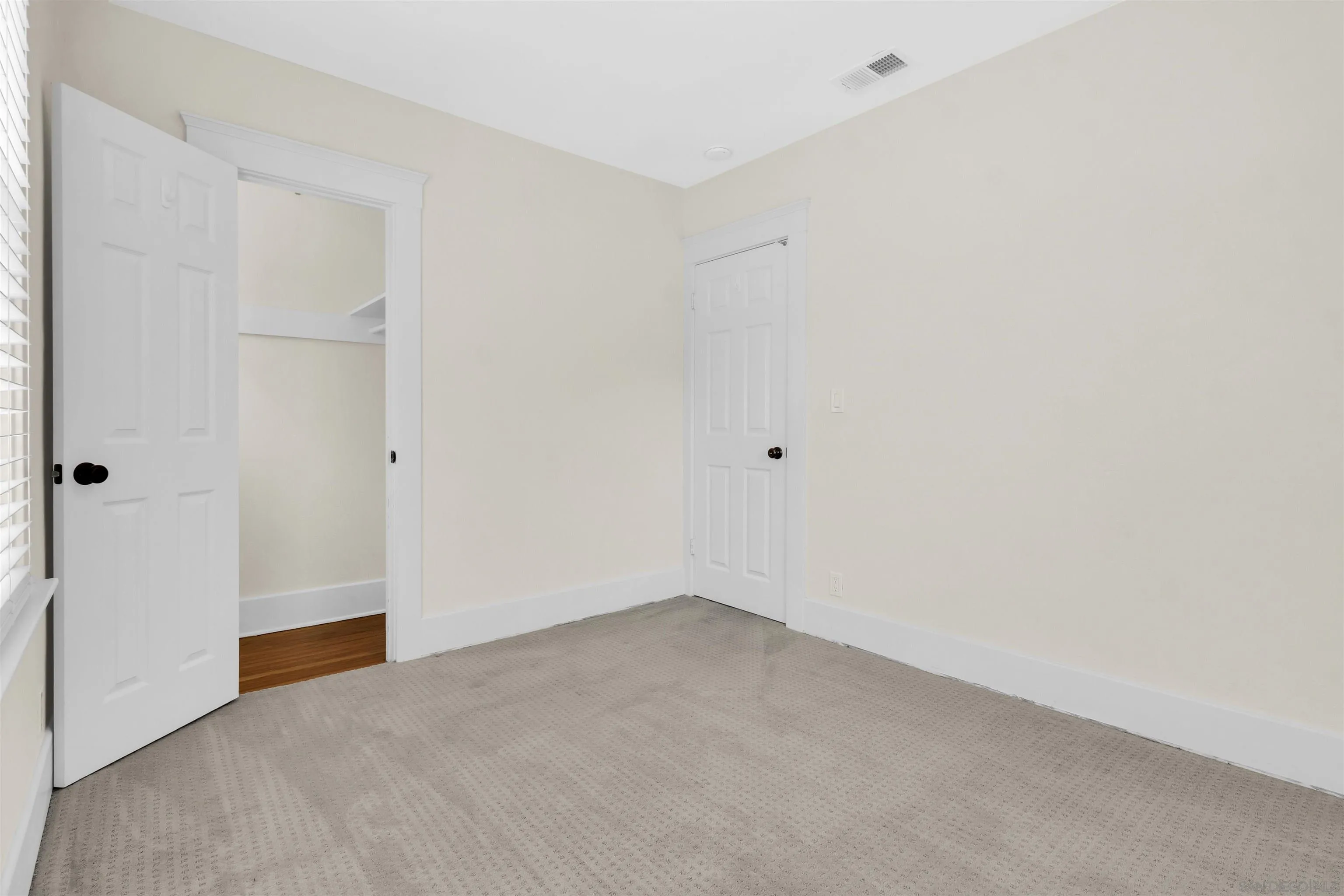 3693 Arnold Ave