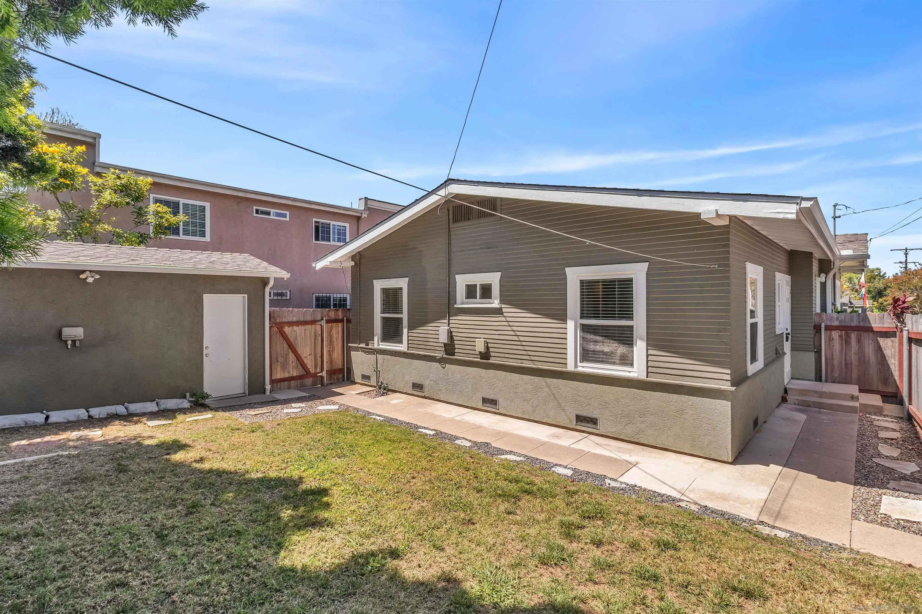 3693 Arnold Ave