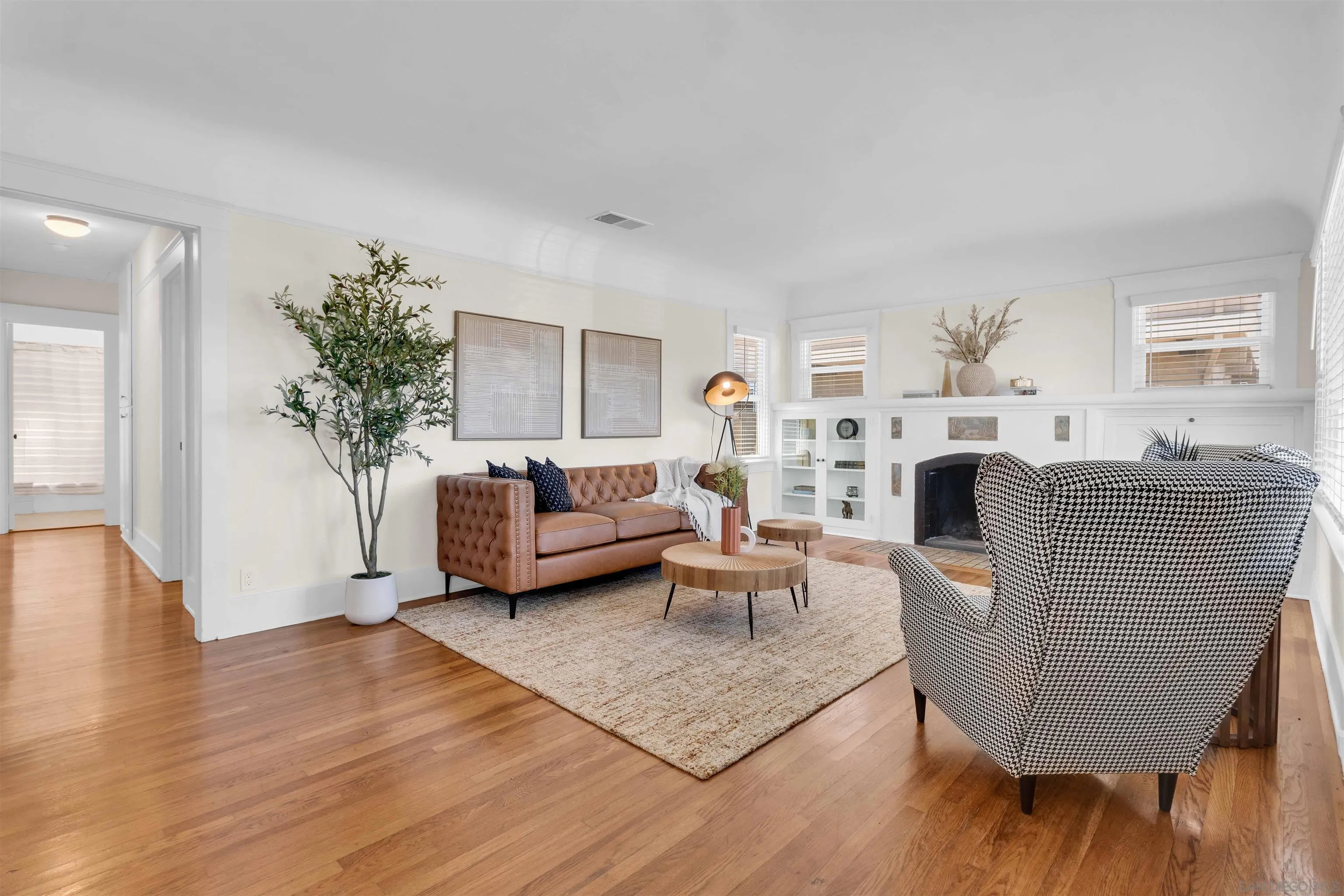 3693 Arnold Ave