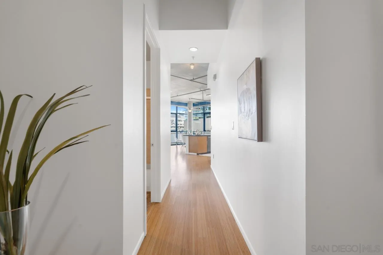527 10th Ave Unit 503