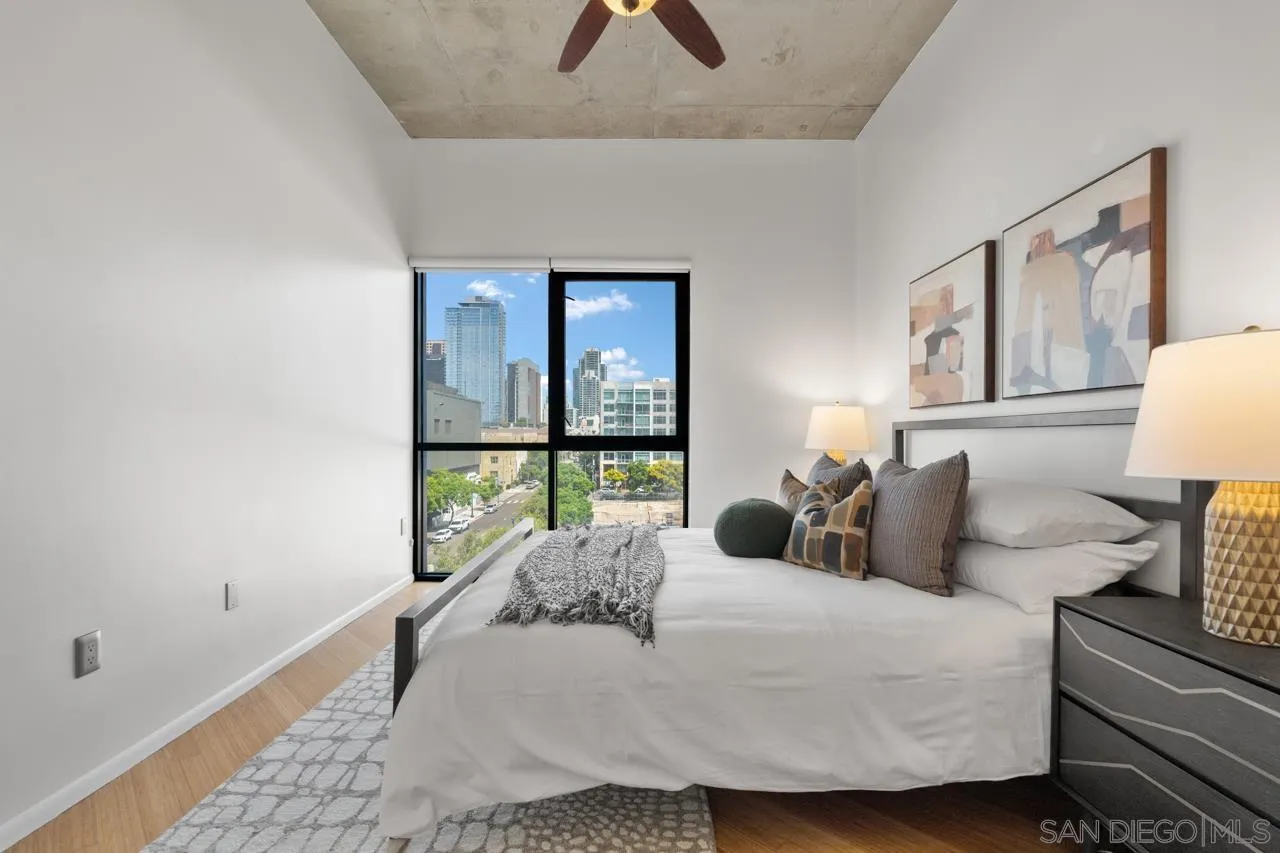 527 10th Ave Unit 503