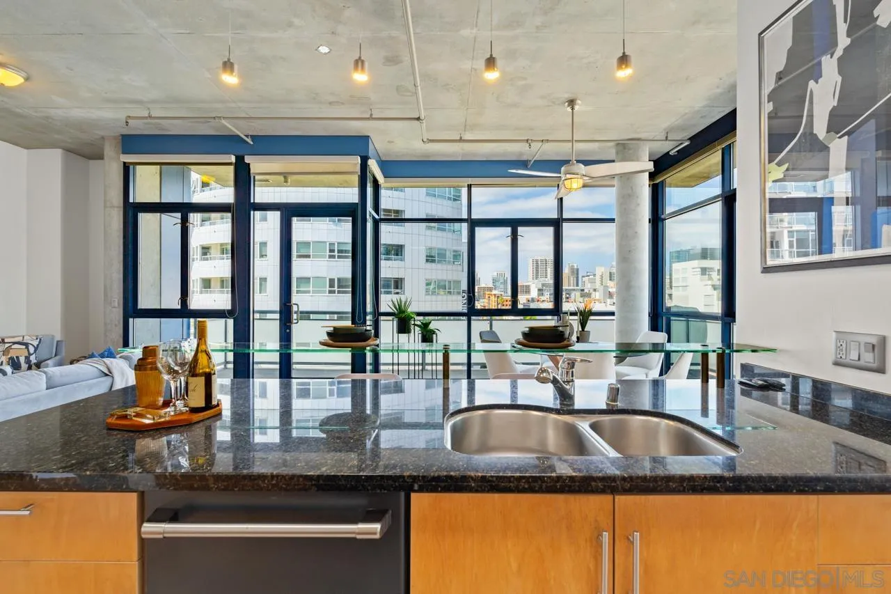 527 10th Ave Unit 503