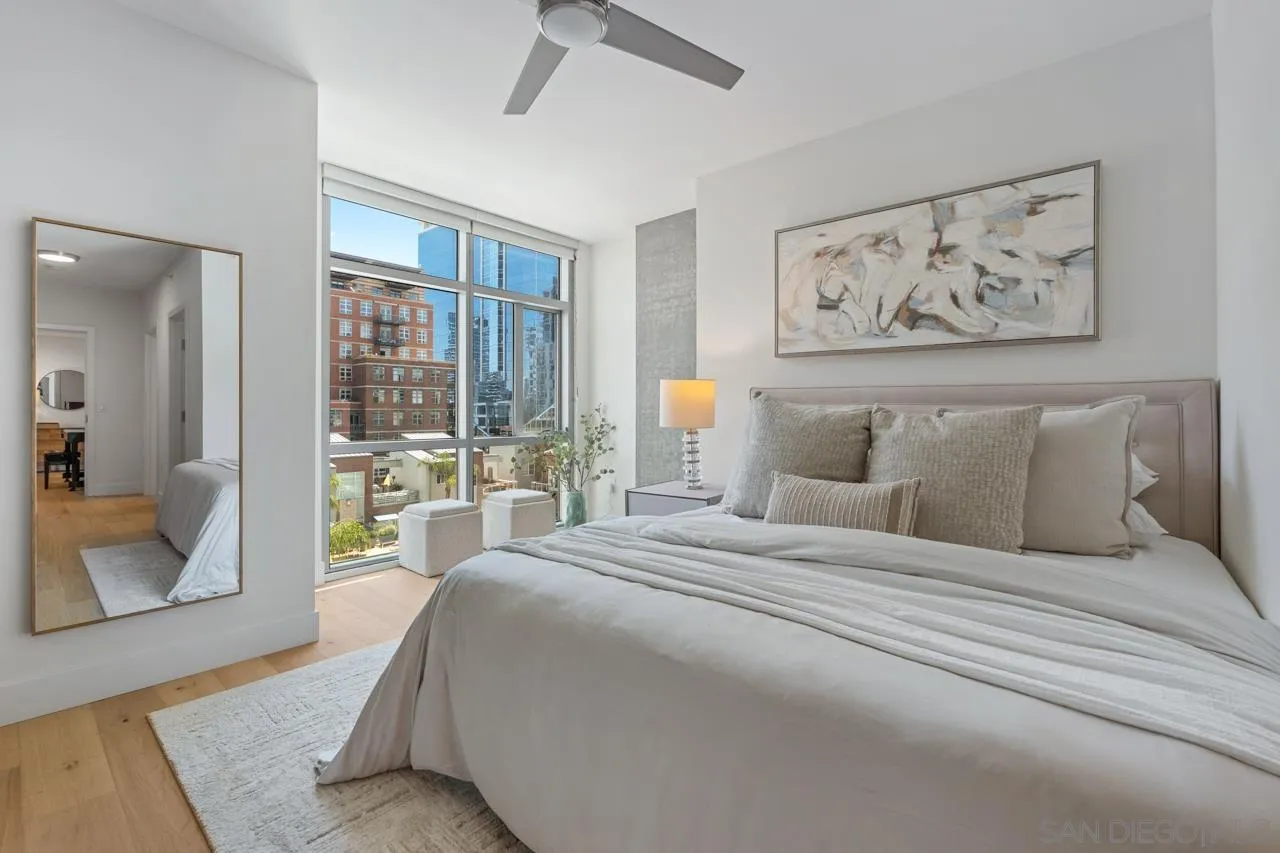 800 The Mark Ln Unit 406