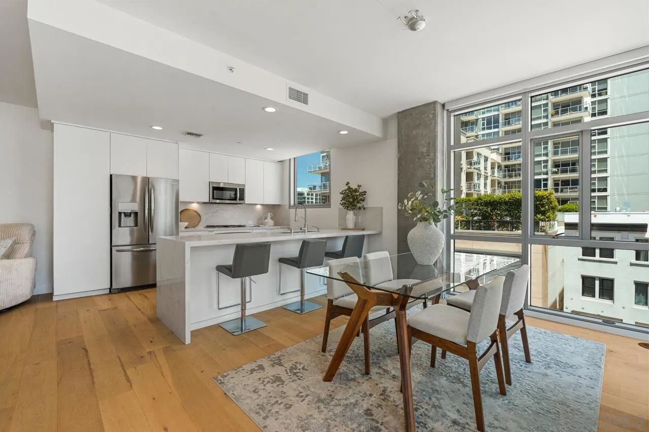800 The Mark Ln Unit 406
