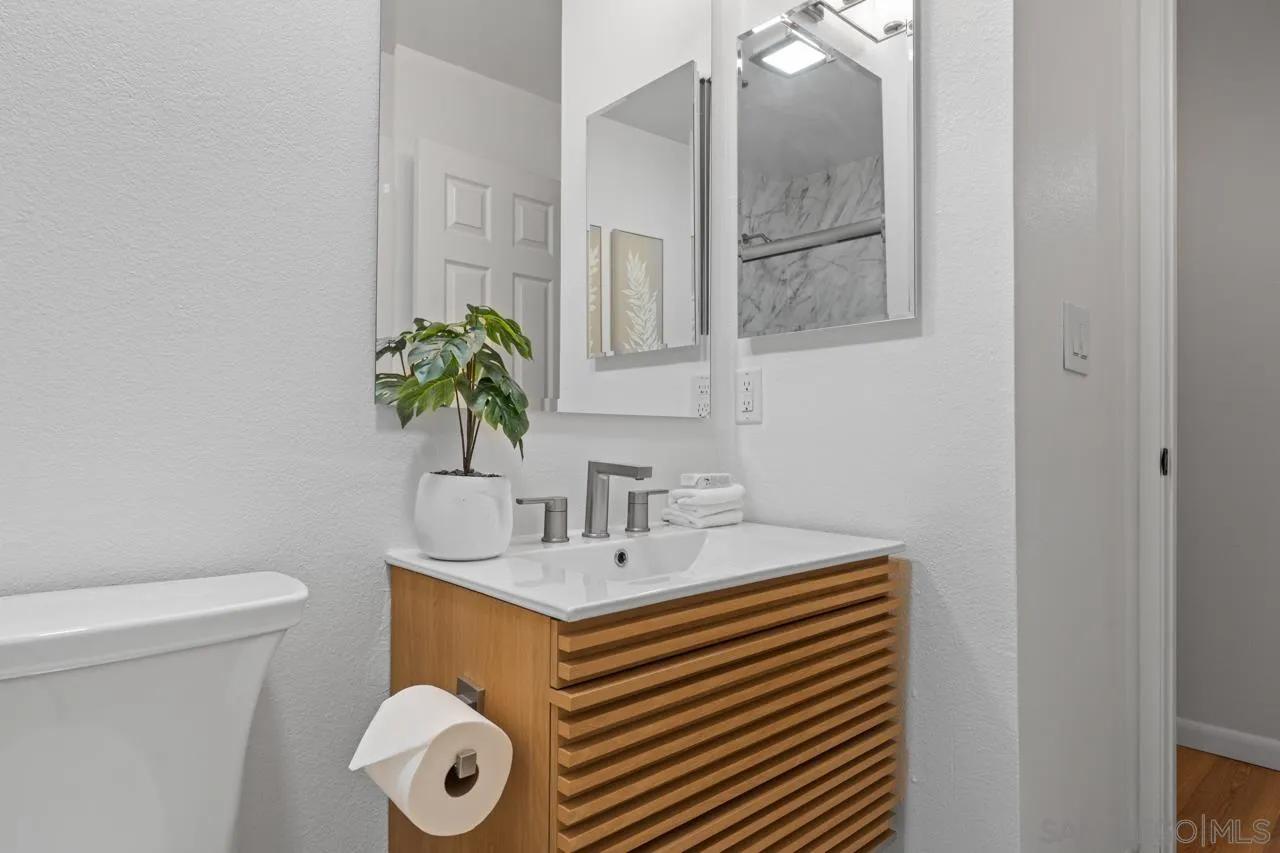 909 Sutter Unit 105