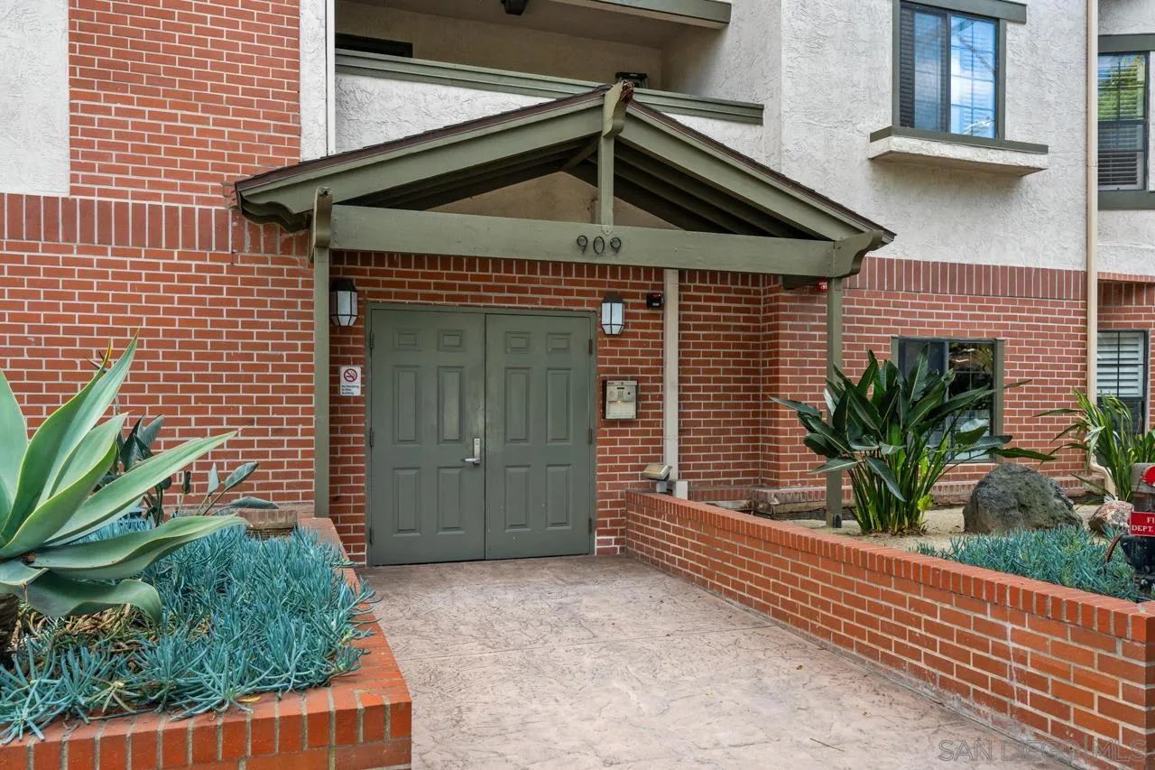 909 Sutter Unit 105