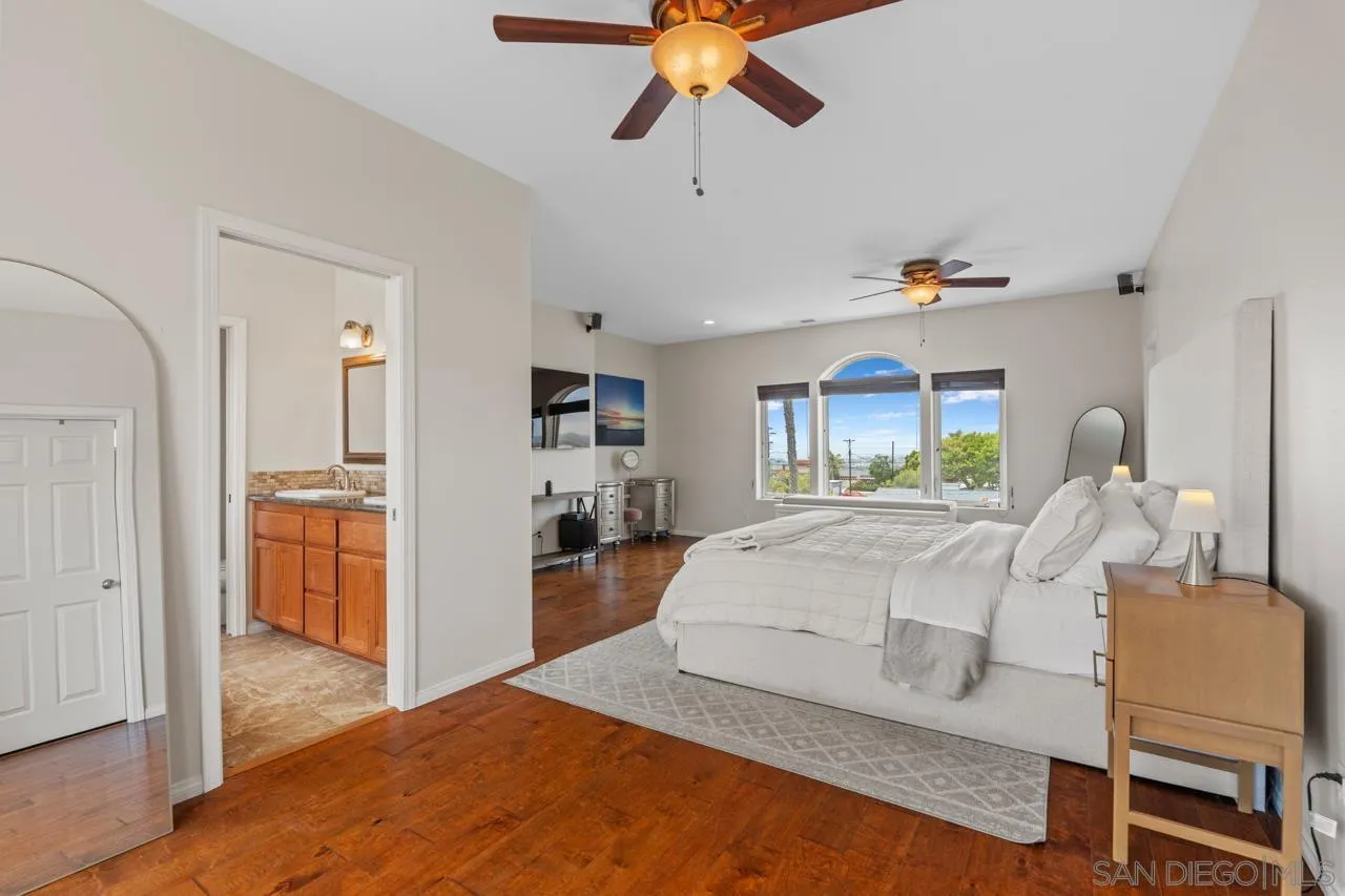 3776 Mactibby