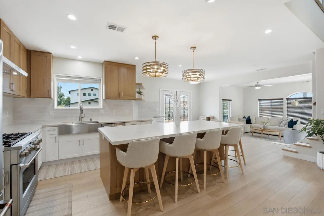 3776 Mactibby