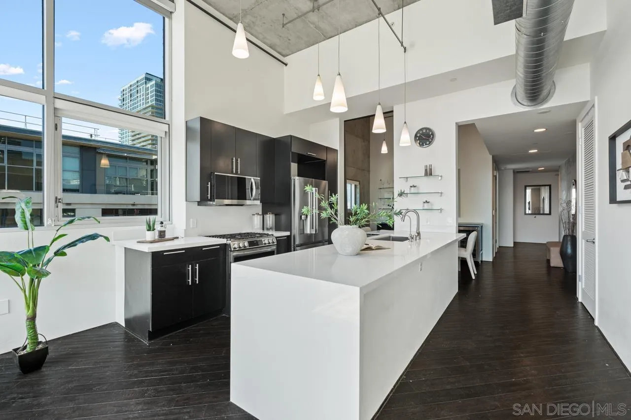 1025 Island Ave Unit 704