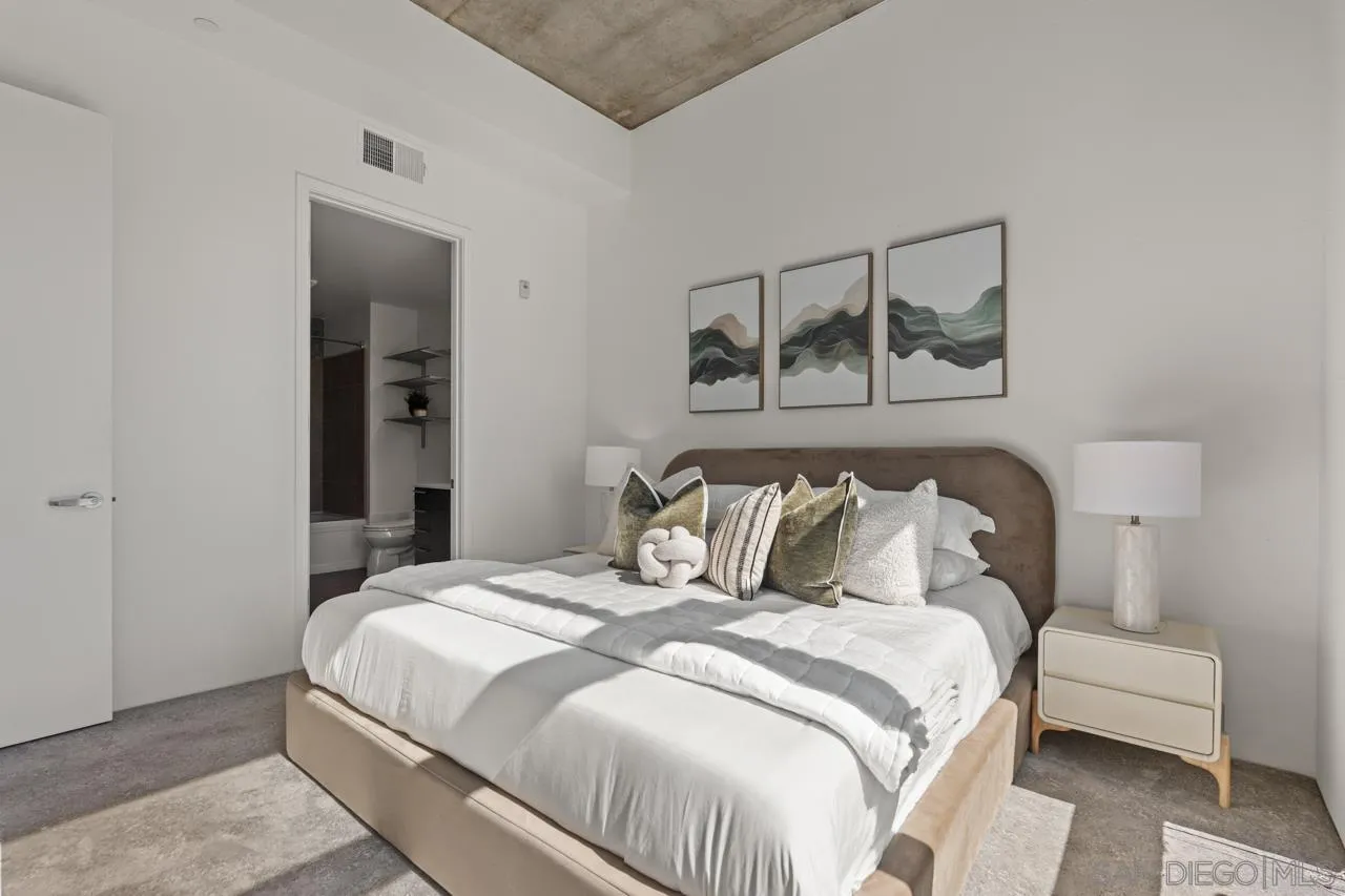 1025 Island Ave Unit 704