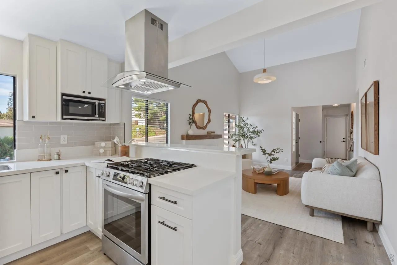 2053 Golden Circle Dr