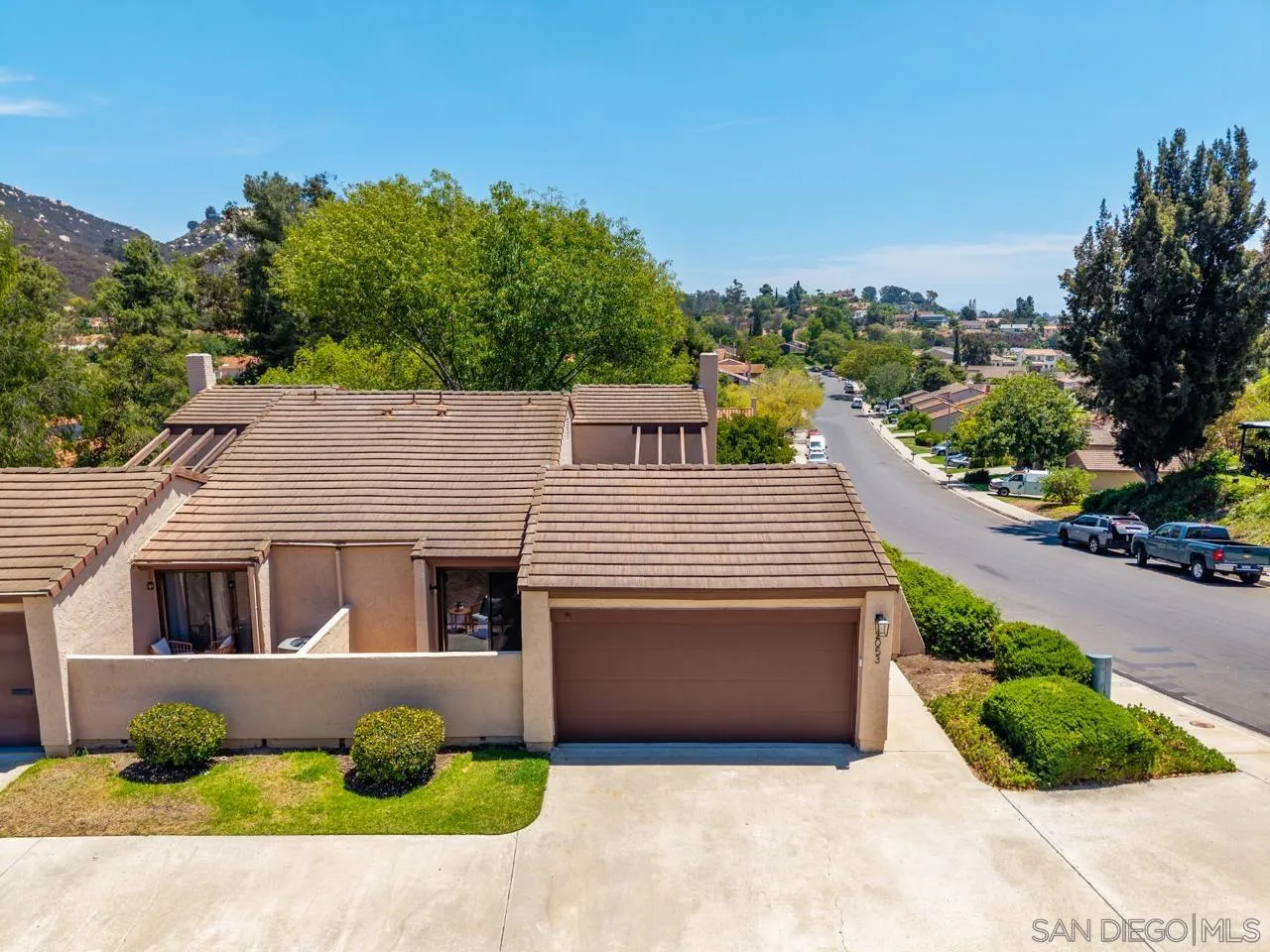 2053 Golden Circle Dr
