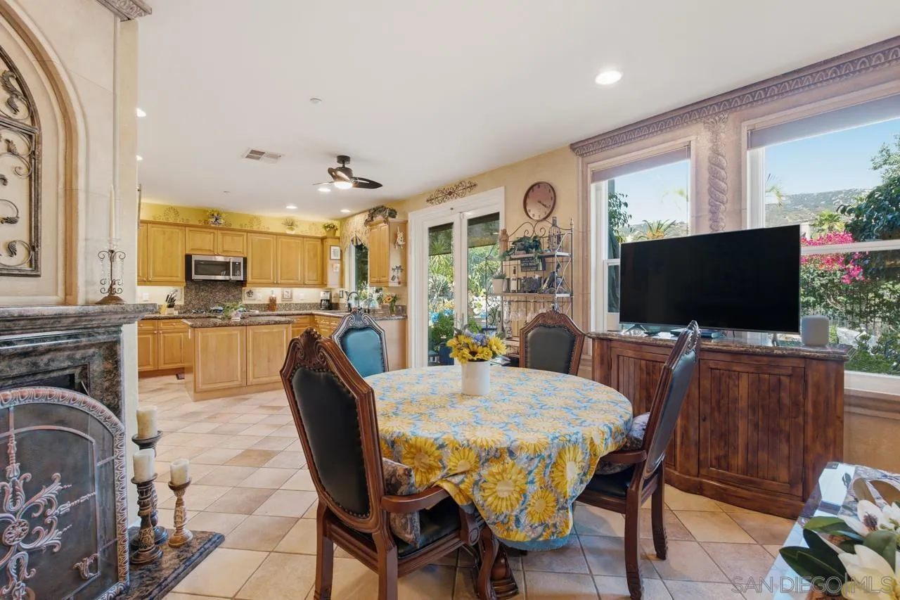 3320 Wild Oak Ln