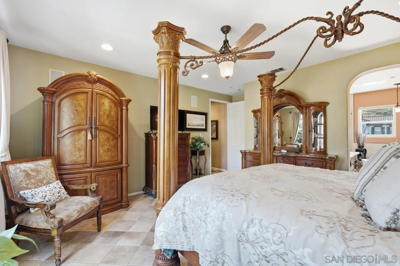 3320 Wild Oak Ln