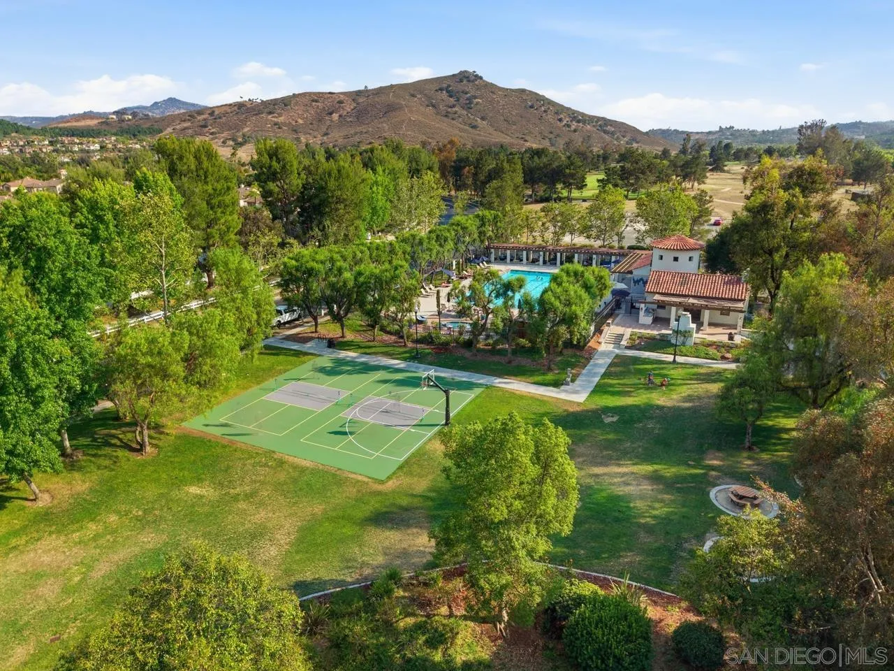 3320 Wild Oak Ln