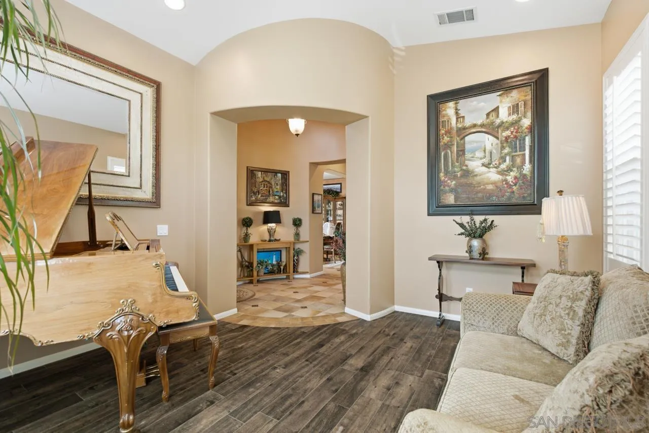 3320 Wild Oak Ln