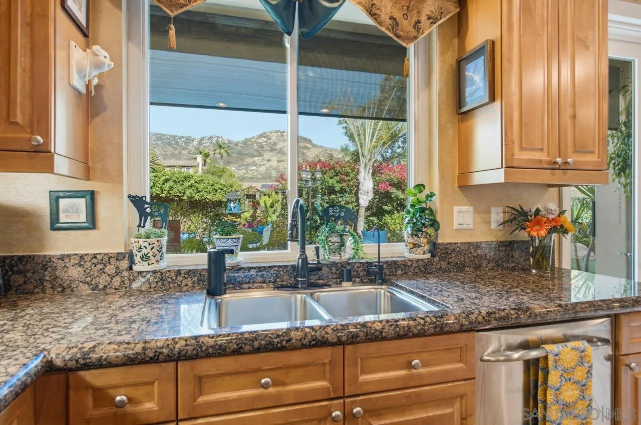 3320 Wild Oak Ln