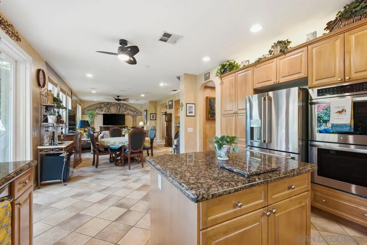3320 Wild Oak Ln