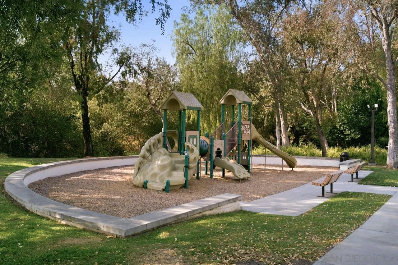 3320 Wild Oak Ln