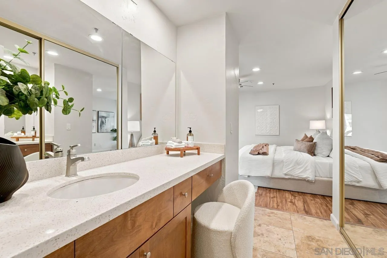 5645 Friars Unit 384
