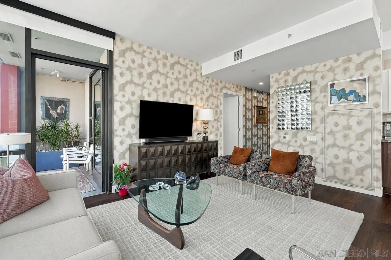 350 11th Ave Unit 631