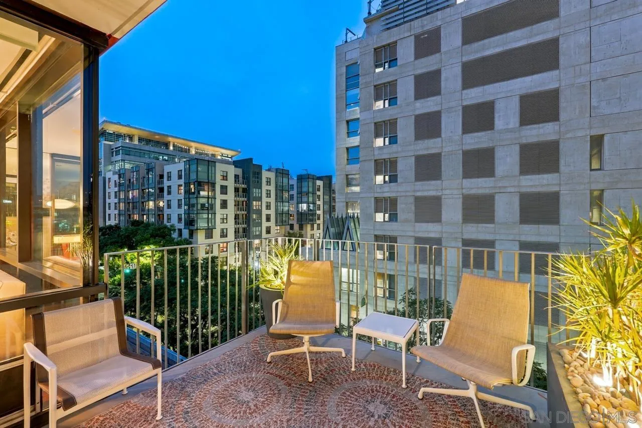 350 11th Ave Unit 631