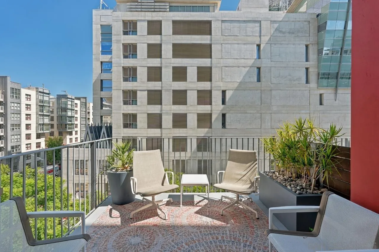 350 11th Ave Unit 631