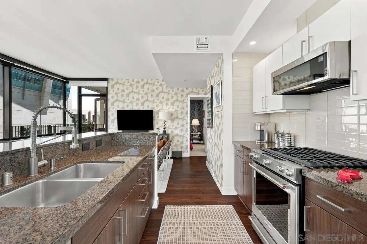 350 11th Ave Unit 631