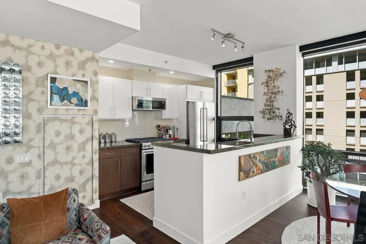 350 11th Ave Unit 631