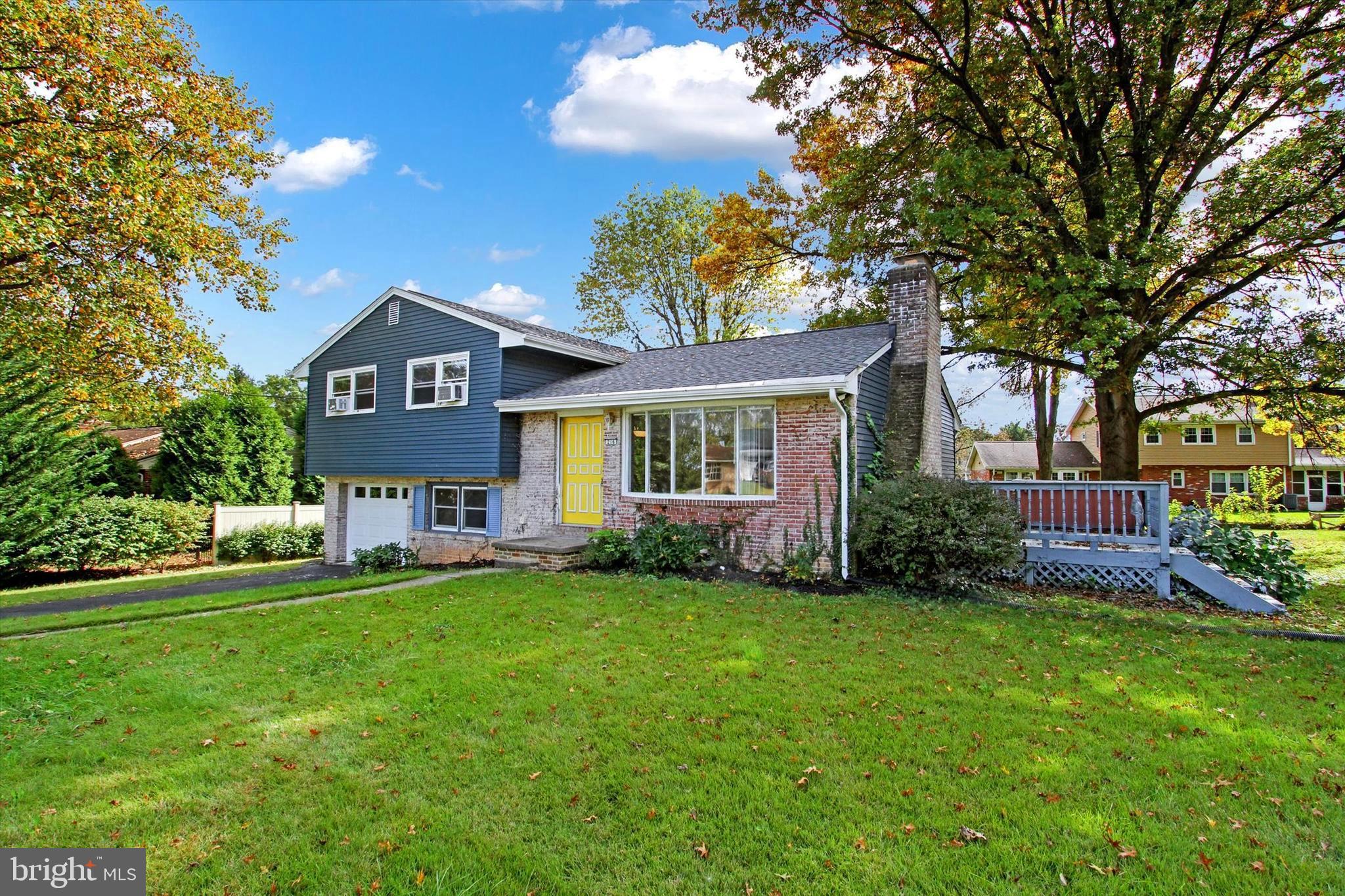 216 Garland Dr