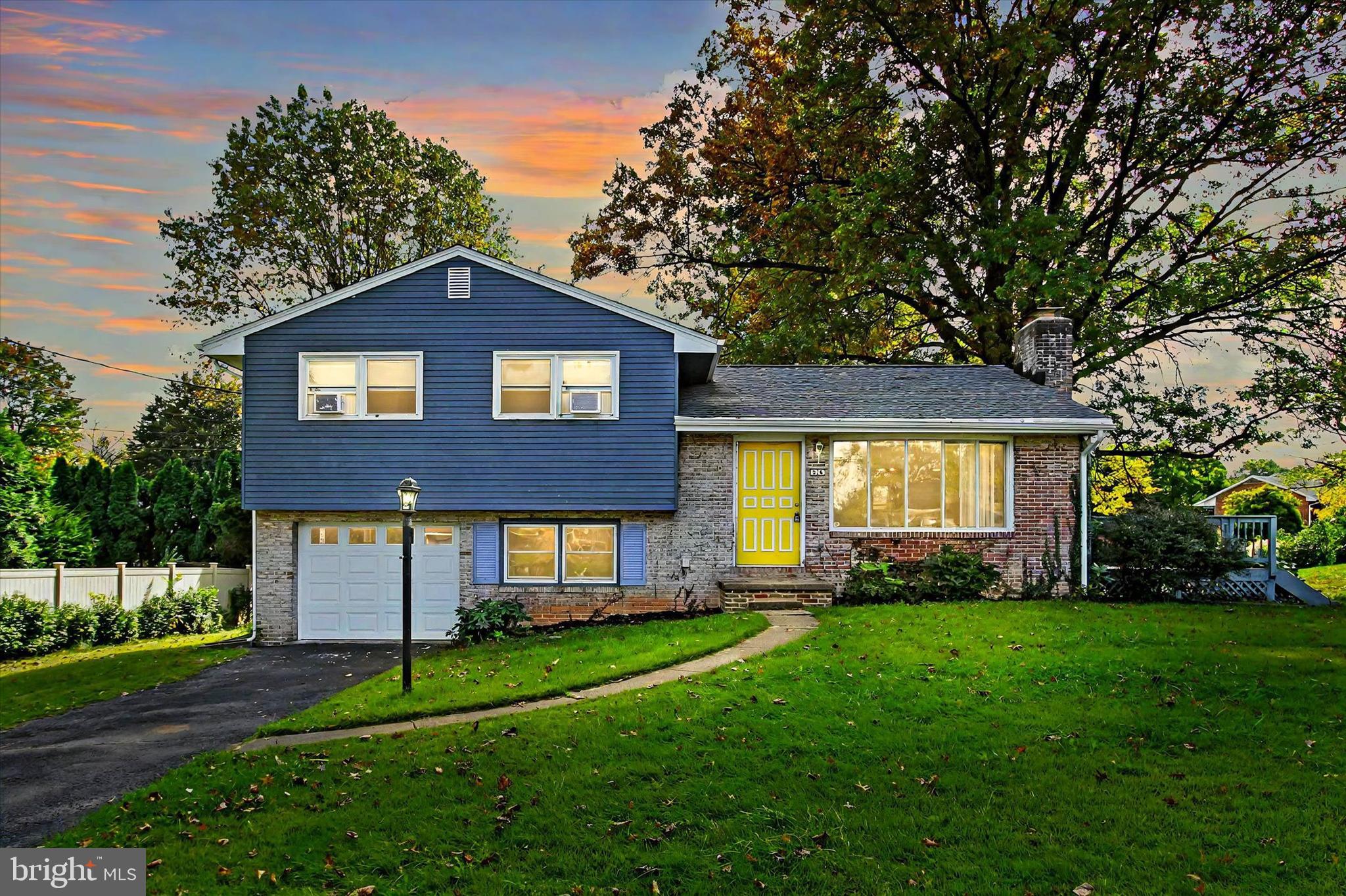 216 Garland Dr