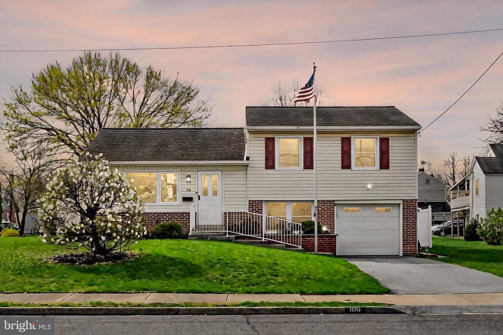 106 E Woodland Dr