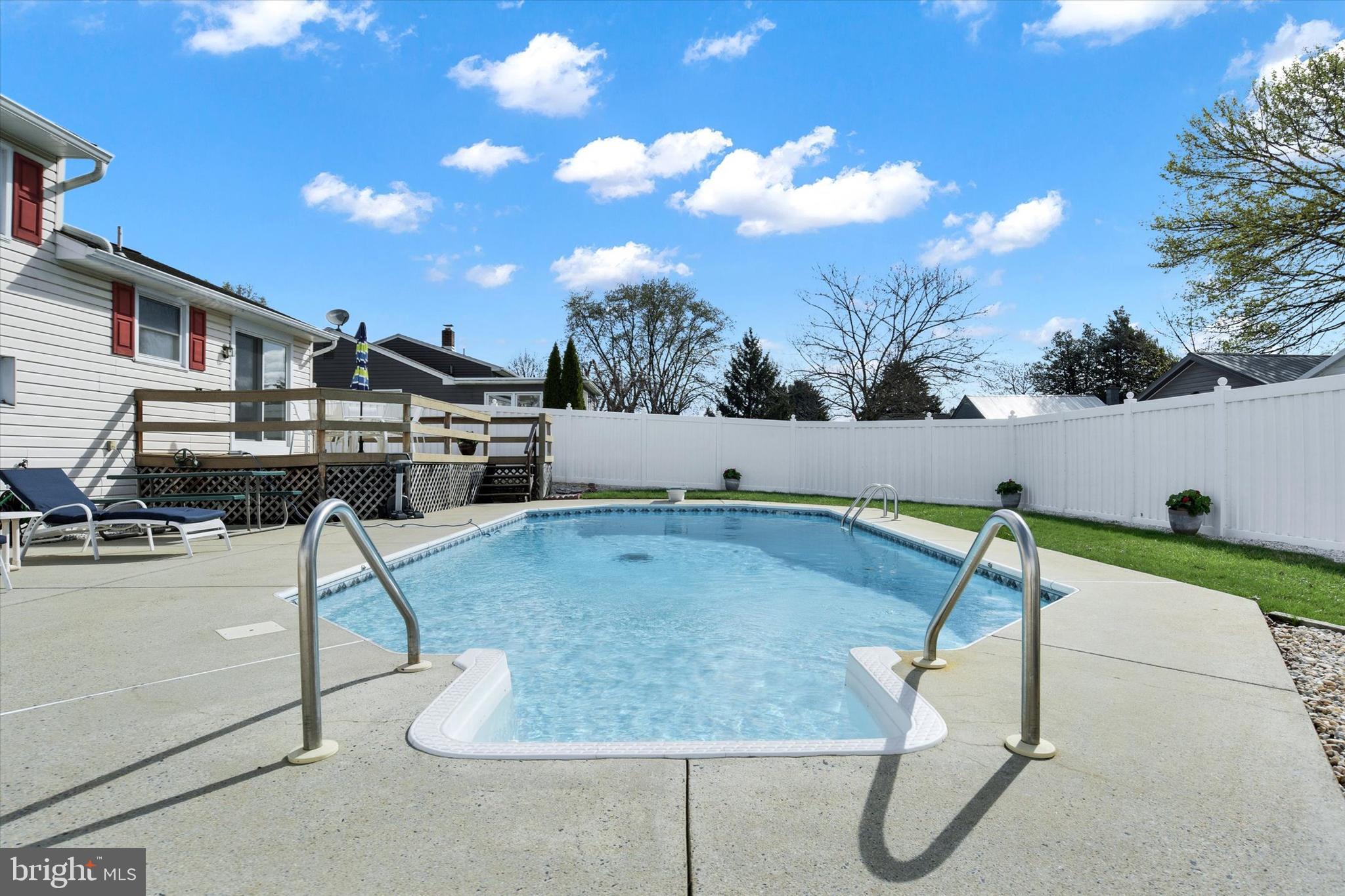106 E Woodland Dr