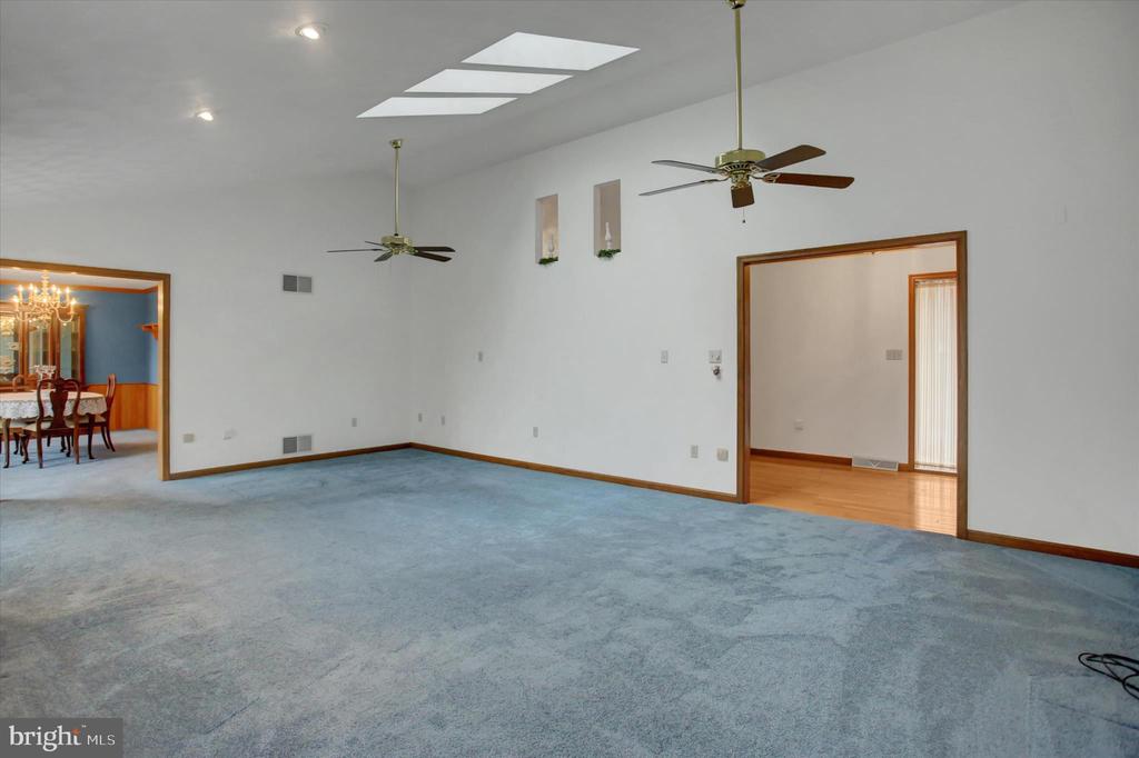 7471 SMITH ROAD