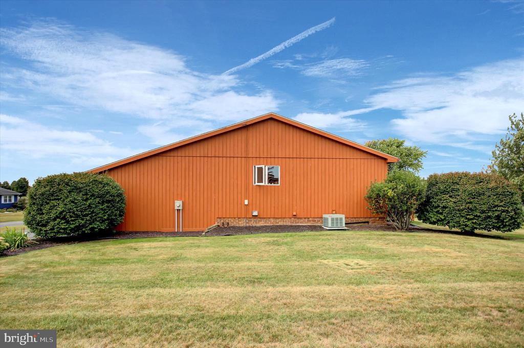 7471 SMITH ROAD