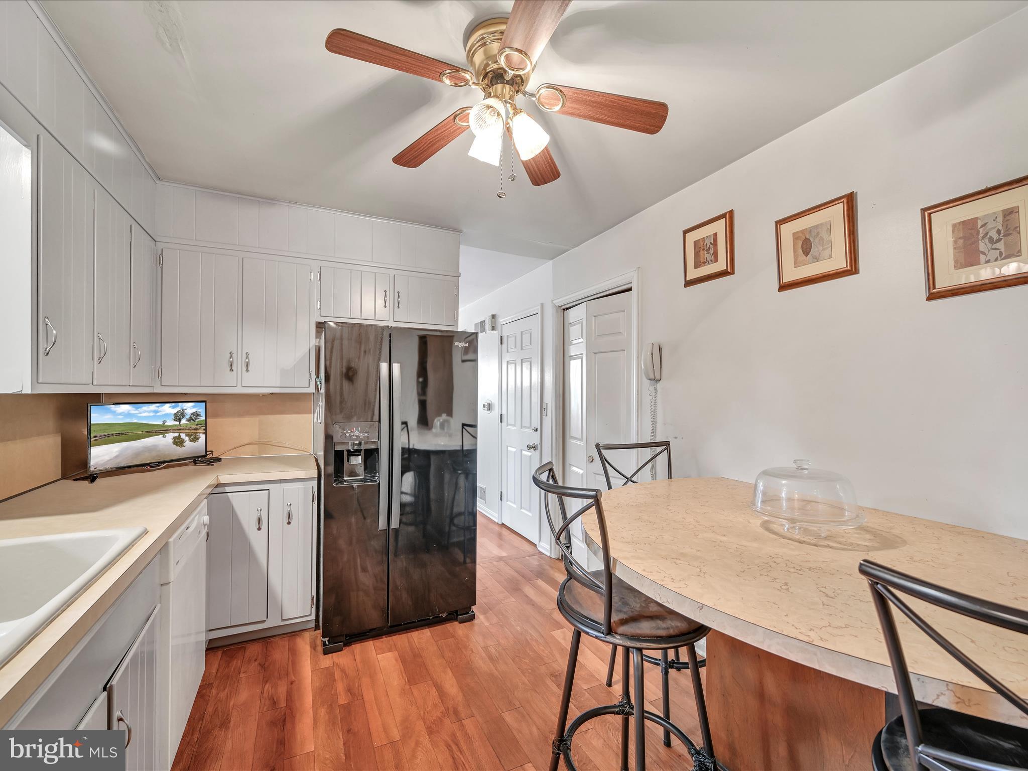 444 S President Ave