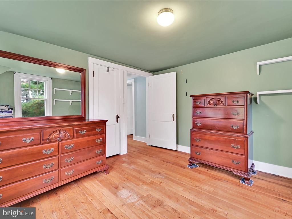 816 E MAIN STREET