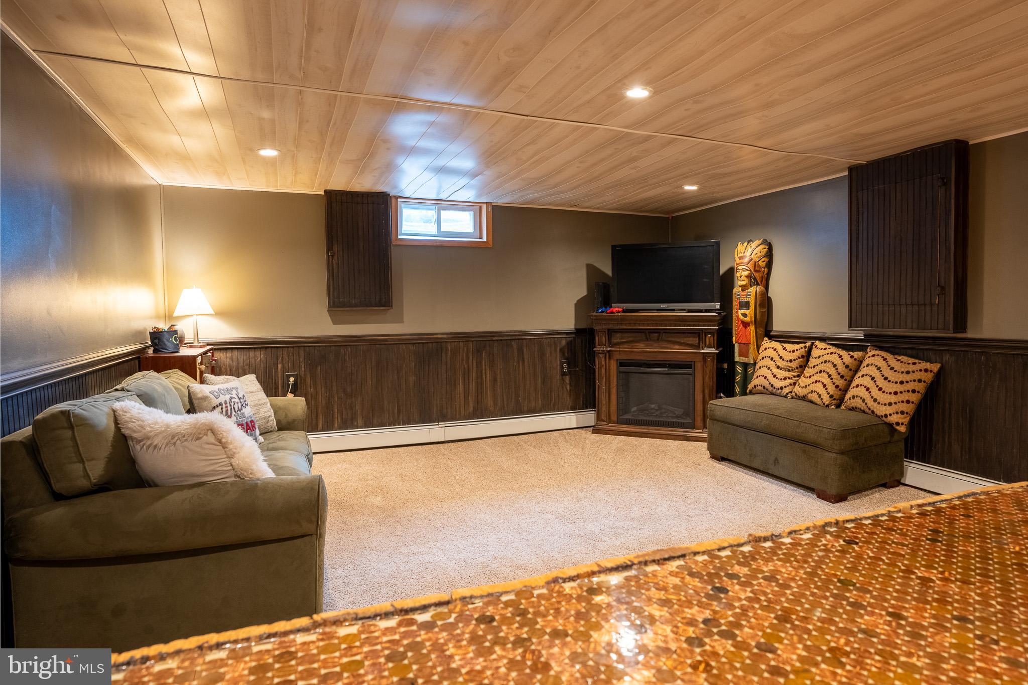 3958 Palmer Ave